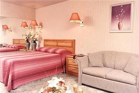 Motel St Moritz Sainte-Agathe-des-Monts Szoba fotó