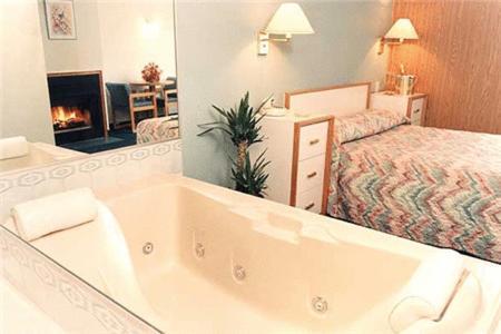 Motel St Moritz Sainte-Agathe-des-Monts Szoba fotó